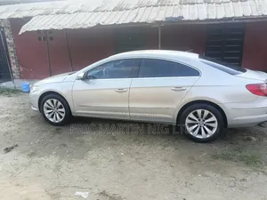 Volkswagen Passat 2012 Silver