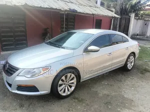 Volkswagen Passat 2012 Silver