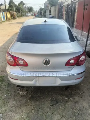 Volkswagen Passat 2012 Silver