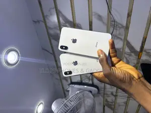 Apple iPhone X 64 GB Silver