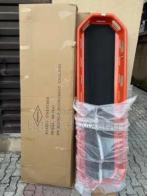 Basket Stretcher With Straps And Hoist