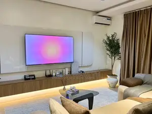 Kairo- 2 Bedroom Smart Home W/Alexa