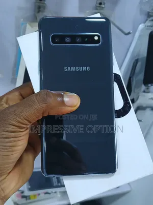 Samsung Galaxy S10 5G 256 GB Black