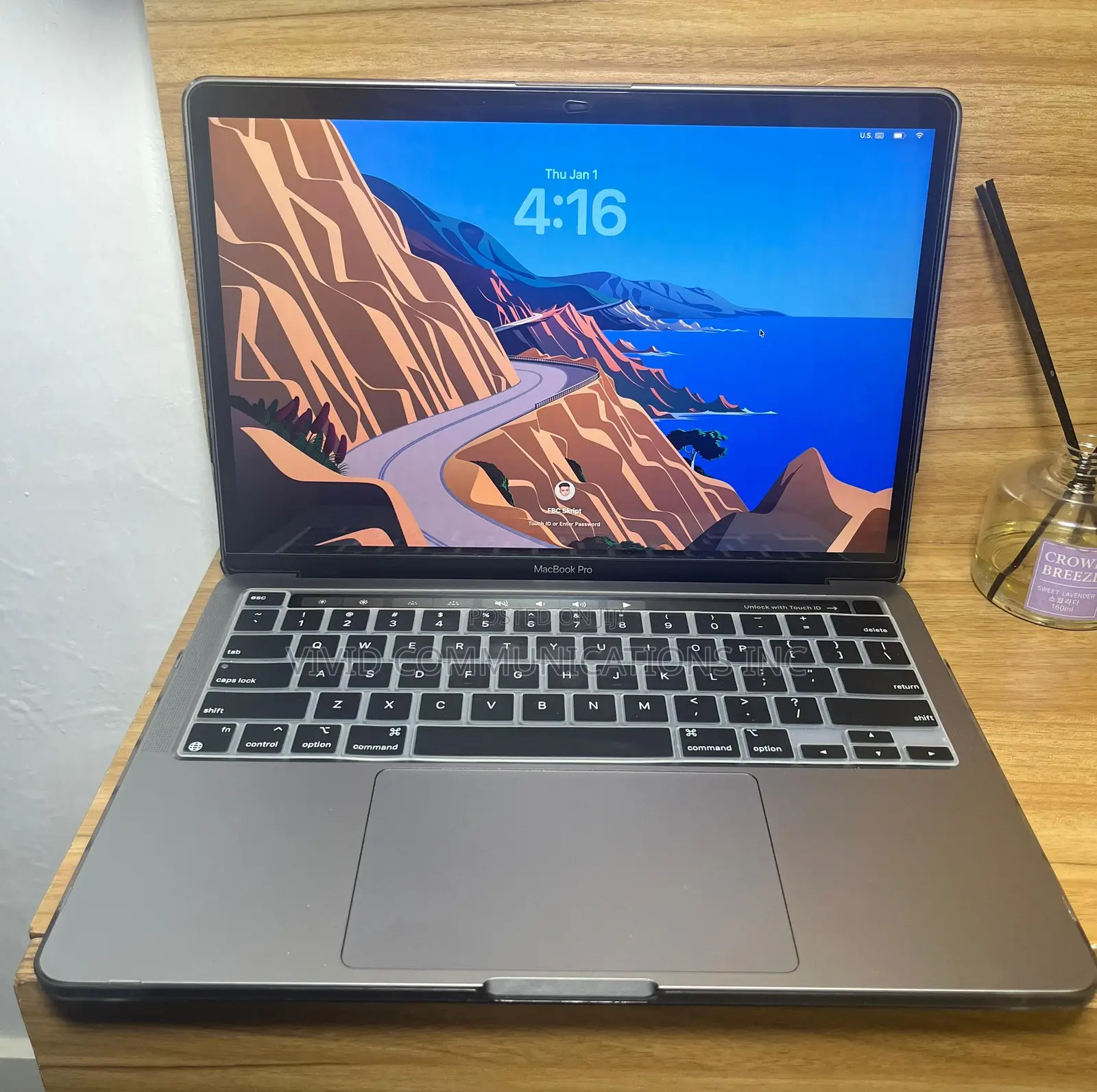 Laptop Apple MacBook Pro 2022 M2 8GB Intel Core M2 SSD 256GB