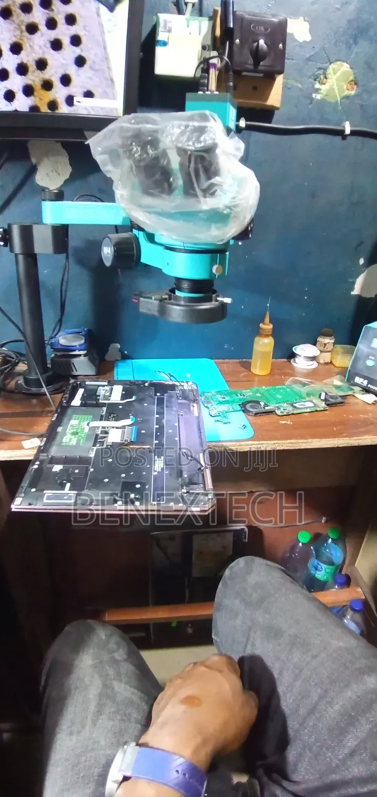 Computers and Smartphones Repair Services