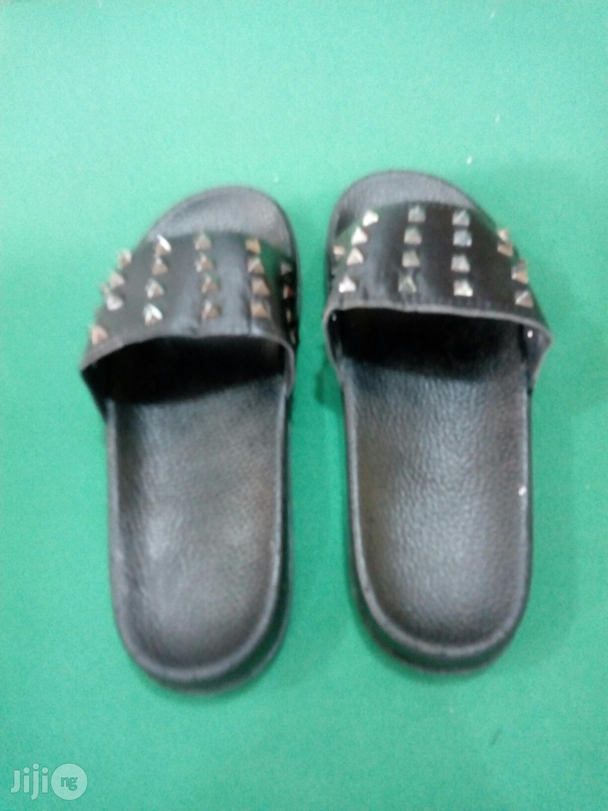 Sports Slippers