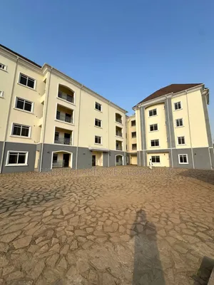 3bdrm Apartment in Lifecamp for sale