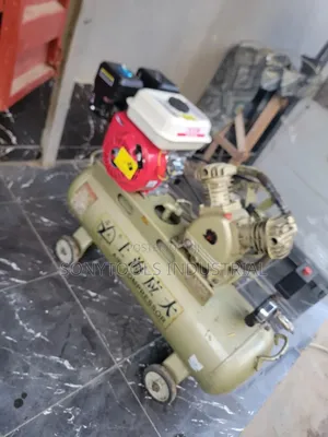 Gasoline Air Compressor 70 Liters