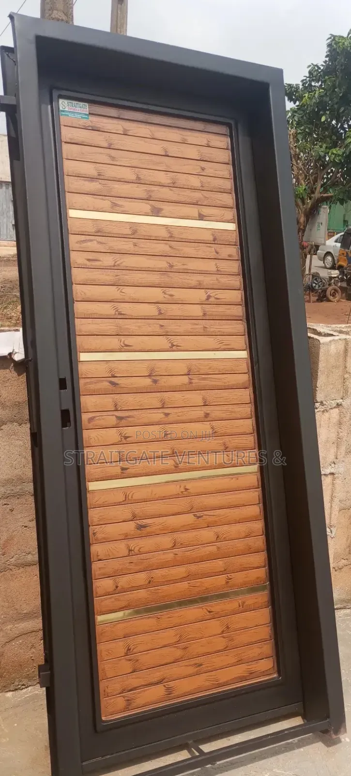 Glitz Door Brand