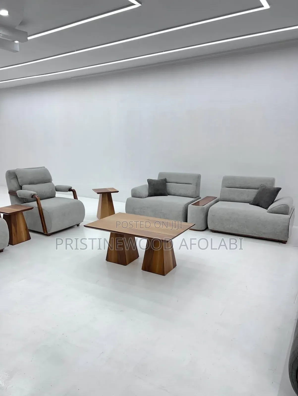 Full Set Sofa