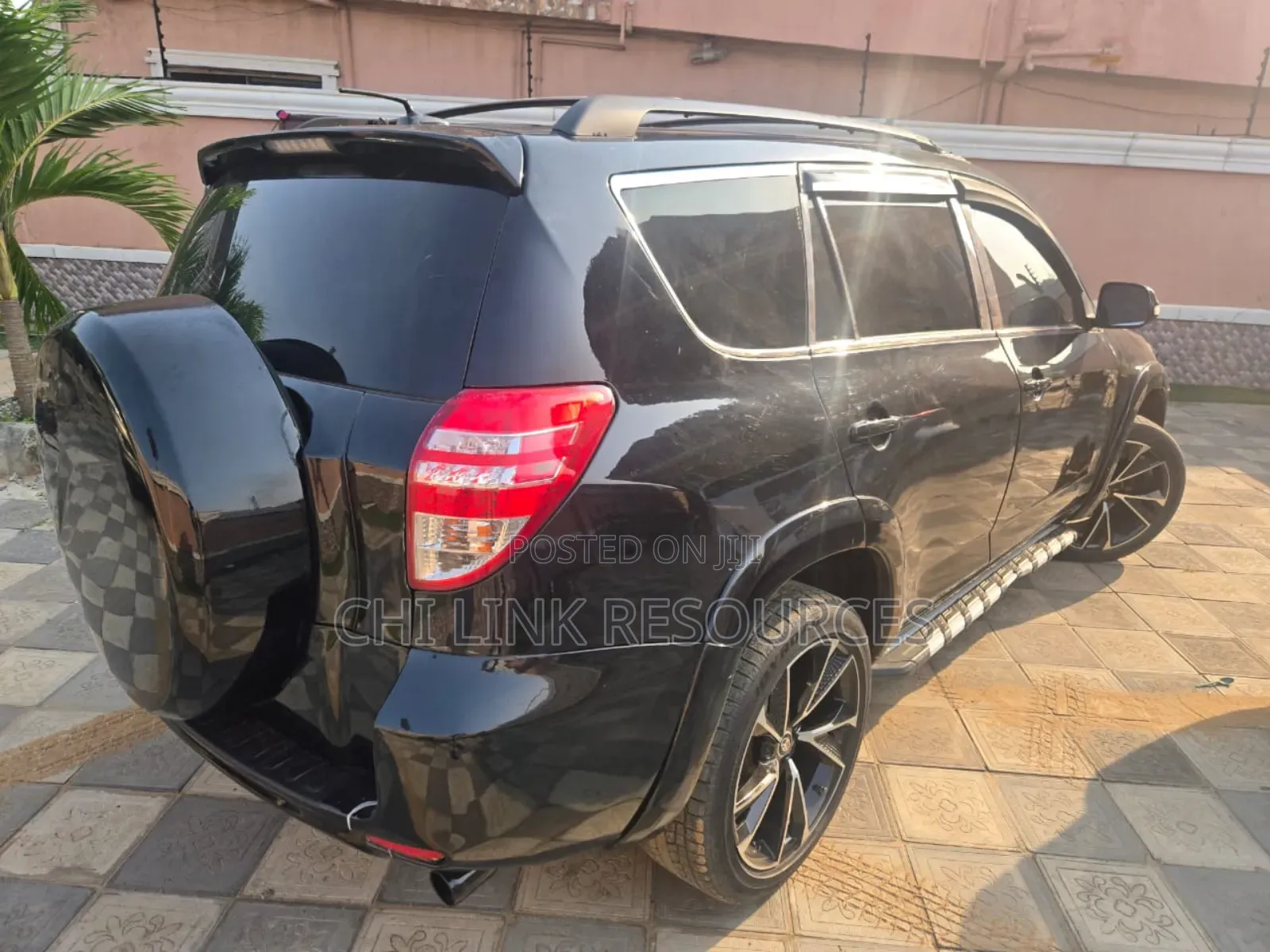 Toyota RAV4 2010 White