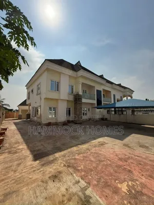 4bdrm Duplex in Kolapo Ishola Gra, Akobo for rent