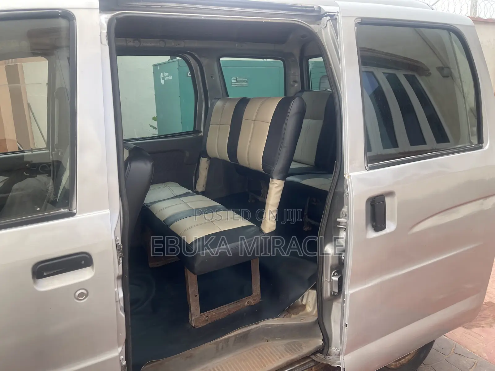 Daihatsu Hijet 2009 Silver