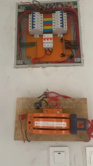 Femaleelectrician