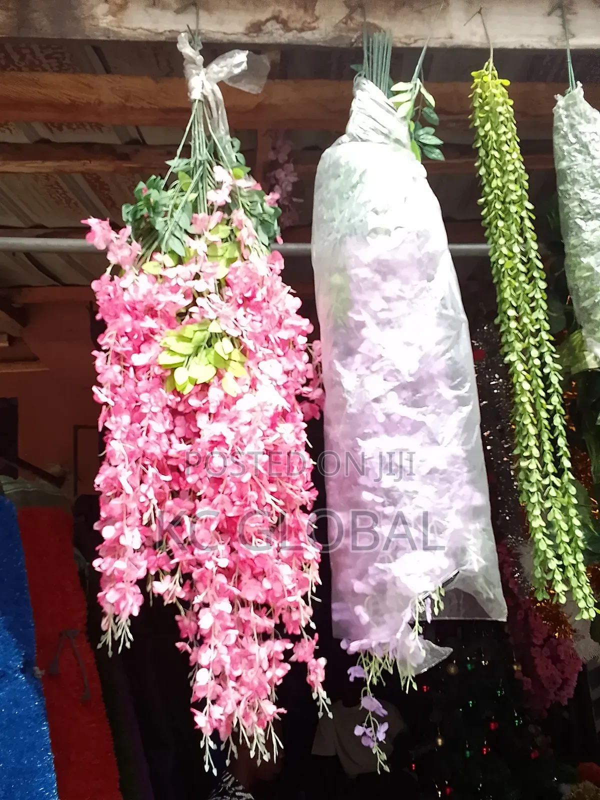 Artificial Flower Available Dropping Flower and Mat
