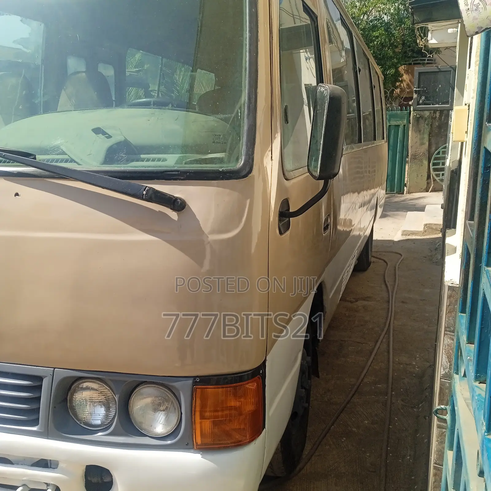 Toyota Coaster 2009 Beige