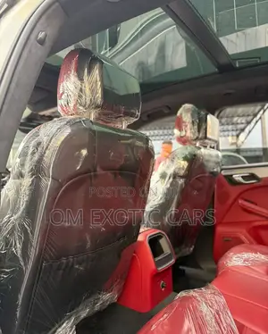 Porsche Macan Turbo 2015 White