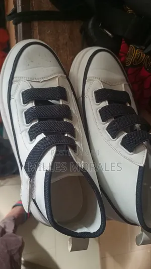 White Size 45 High Sole Shoes