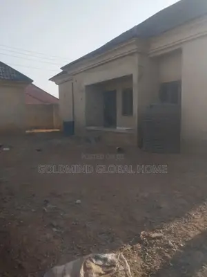3bdrm Bungalow in Efab Verizon Karsana, Dape for sale