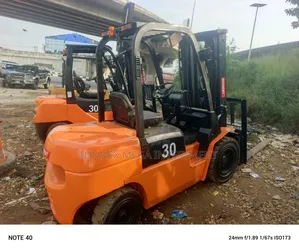 Clean 3tons Hangcha Forklift Available for Sale