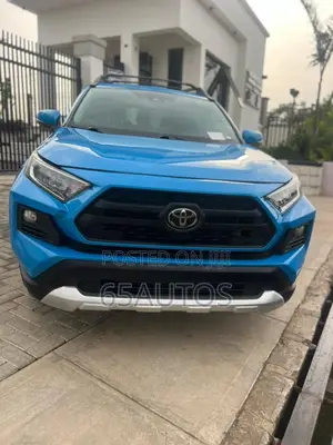 Toyota RAV4 Adventure 2019 Blue