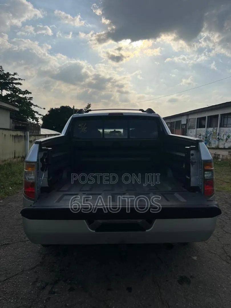 Honda Ridgeline 2006 Silver
