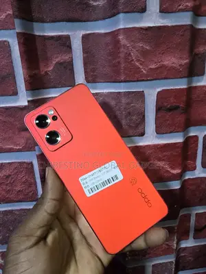 Oppo Reno7 5G 256 GB Red