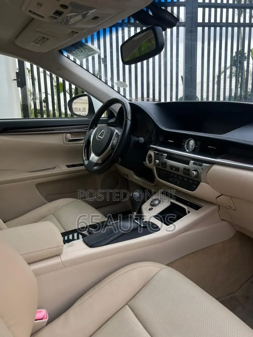 Lexus ES 350 FWD 2013 White