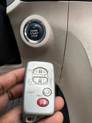 Toyota Venza V6 AWD 2010 White