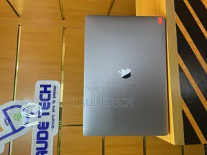 Laptop Apple MacBook Pro 2019 32GB Intel Core I9 SSD 512GB