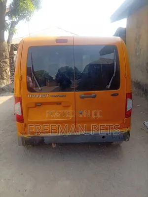 Ford Transit 2005 Orange