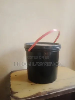 4 LTR (Portable and Durable 4 LTR Bucket)