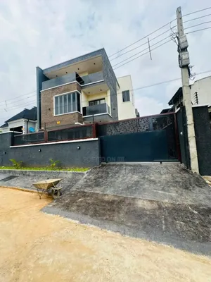 5bdrm Duplex in Adeniyi Jones Ikeja for sale