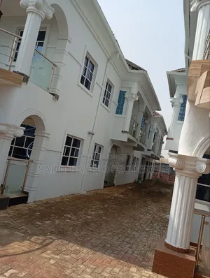Furnished 2bdrm Block of Flats in White House Avenue., Gberigbe