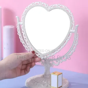 Swinging Head Mirror