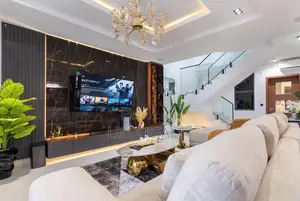 Hossy: 2 Bedroom Smart Apartment