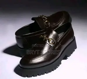Bright Footwears
