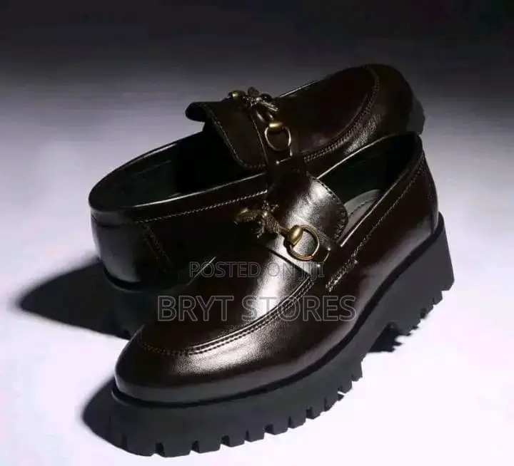 Bright Footwears