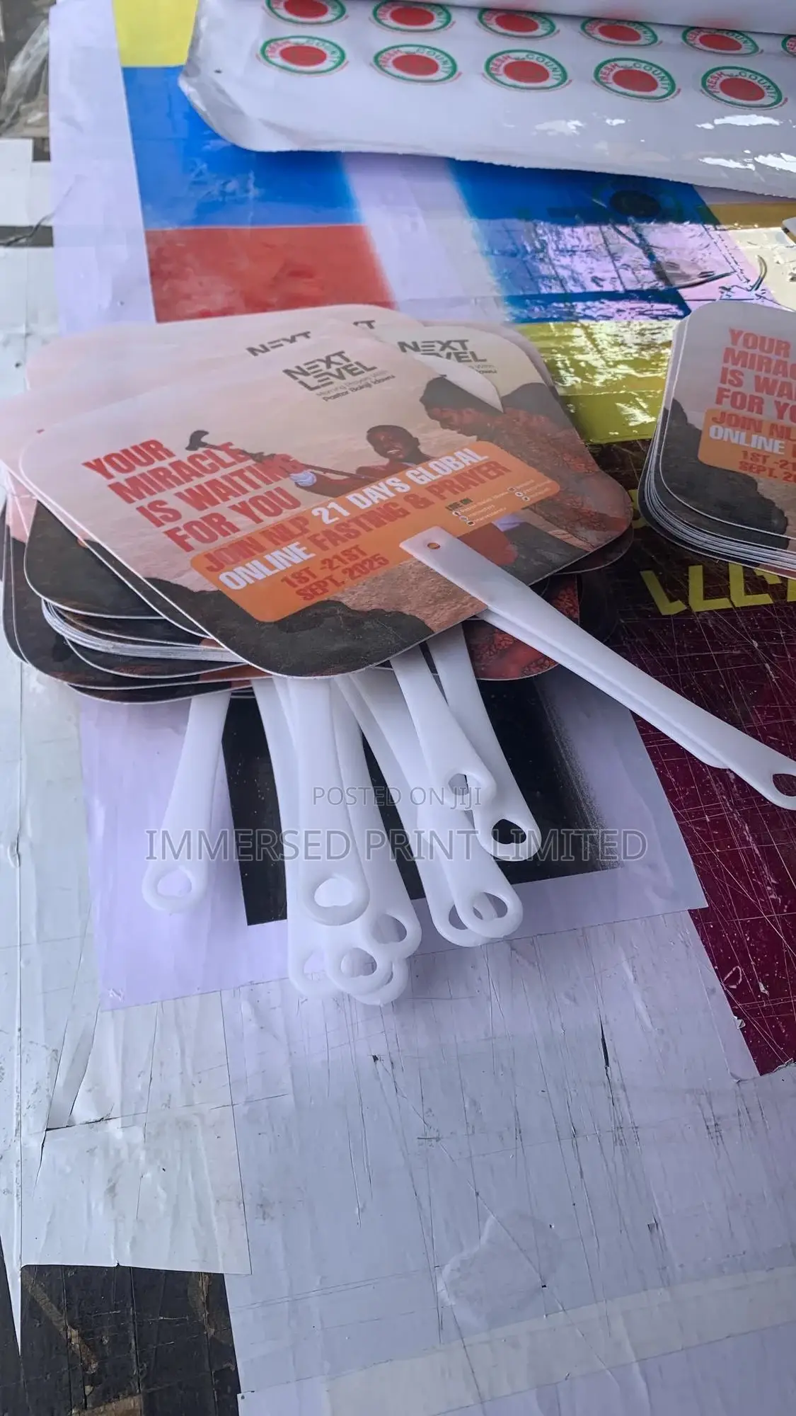 Custom Plastic Hanfans and Cup
