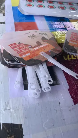 Custom Plastic Hanfans and Cup