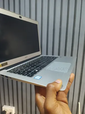 Laptop Acer Swift 3 8GB Intel Core I3 SSD 128GB