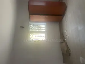 4bdrm Duplex in Jericho for rent