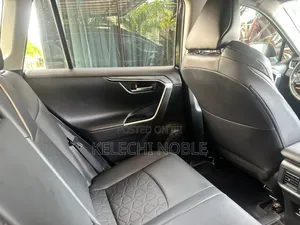 Toyota RAV4 Adventure AWD 2020 Black