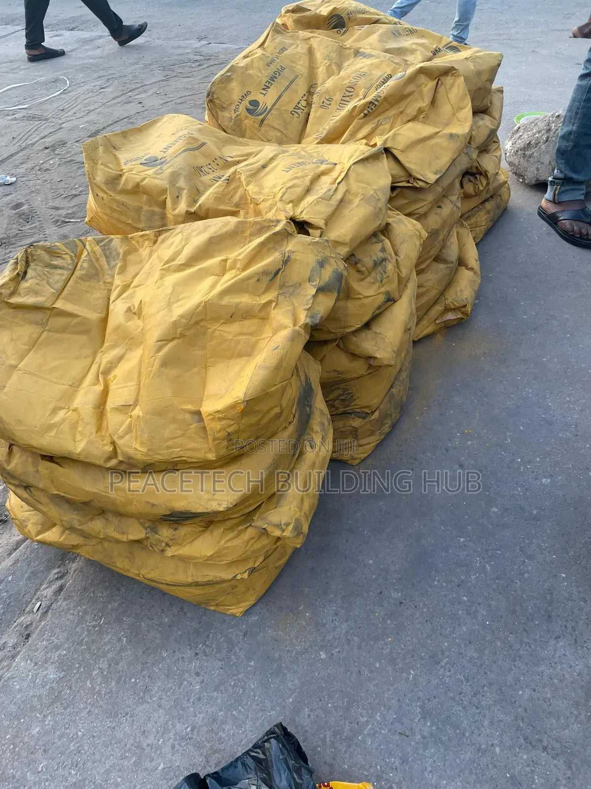 Iron Oxide Yellow 920 Overtop
