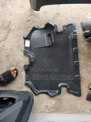 Glc300 2016 Under Engine Protector