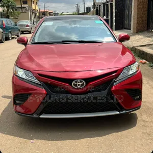 Toyota Camry XSE (2.5L 4cyl 8A) 2019 Red