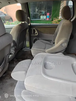 Toyota Sienna 2005 Gray