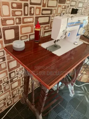 Very Clean Semi Industrial Sewing Machine