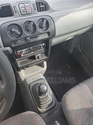 Nissan Micra 2005 Silver