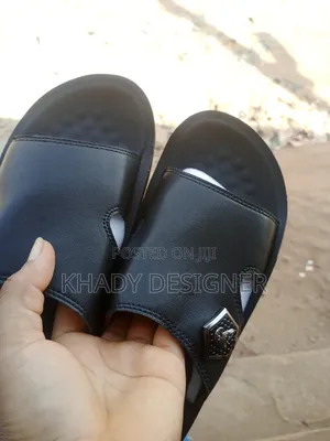 Men Pam Sandals